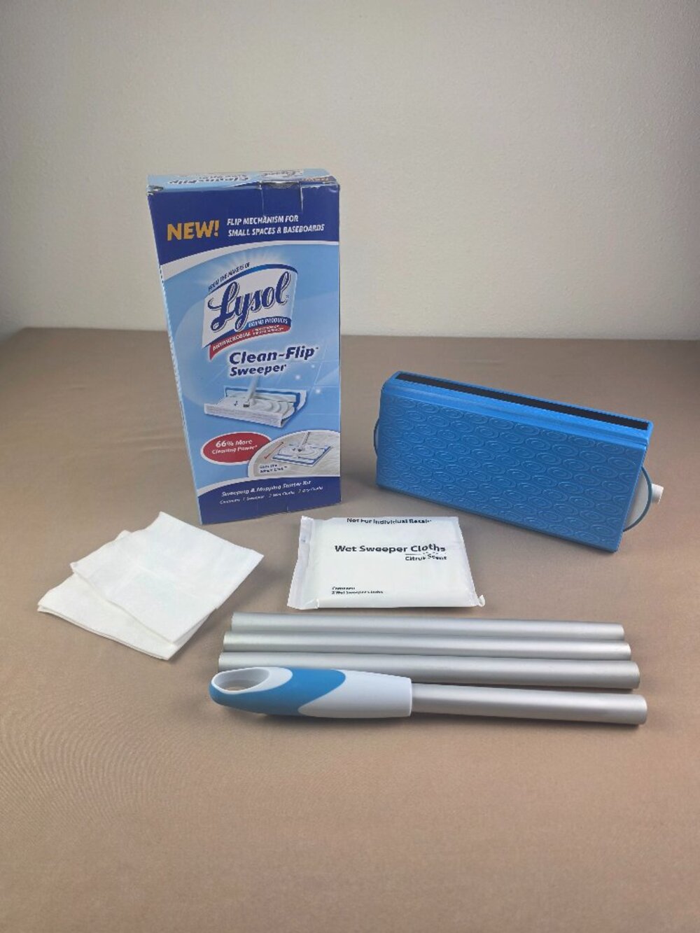 NEW- Lysol Clean Flip Sweeper Mop Baseboard Starter Kit Discontinued 2010